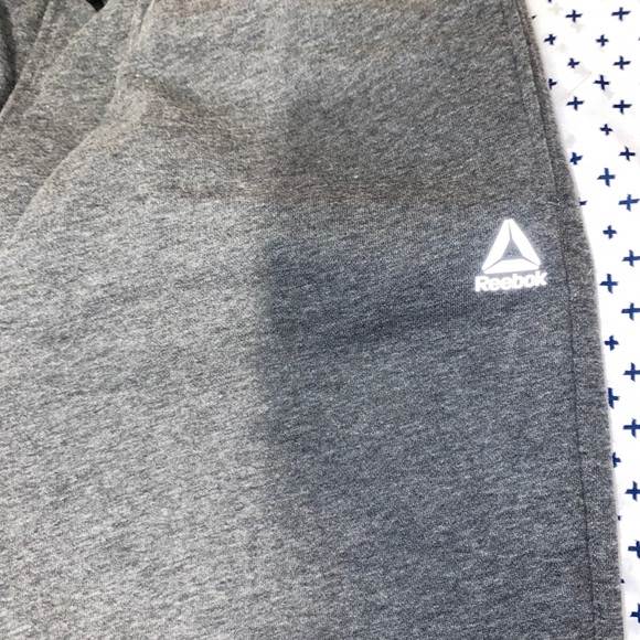 Reebok - Picture 4 of 4